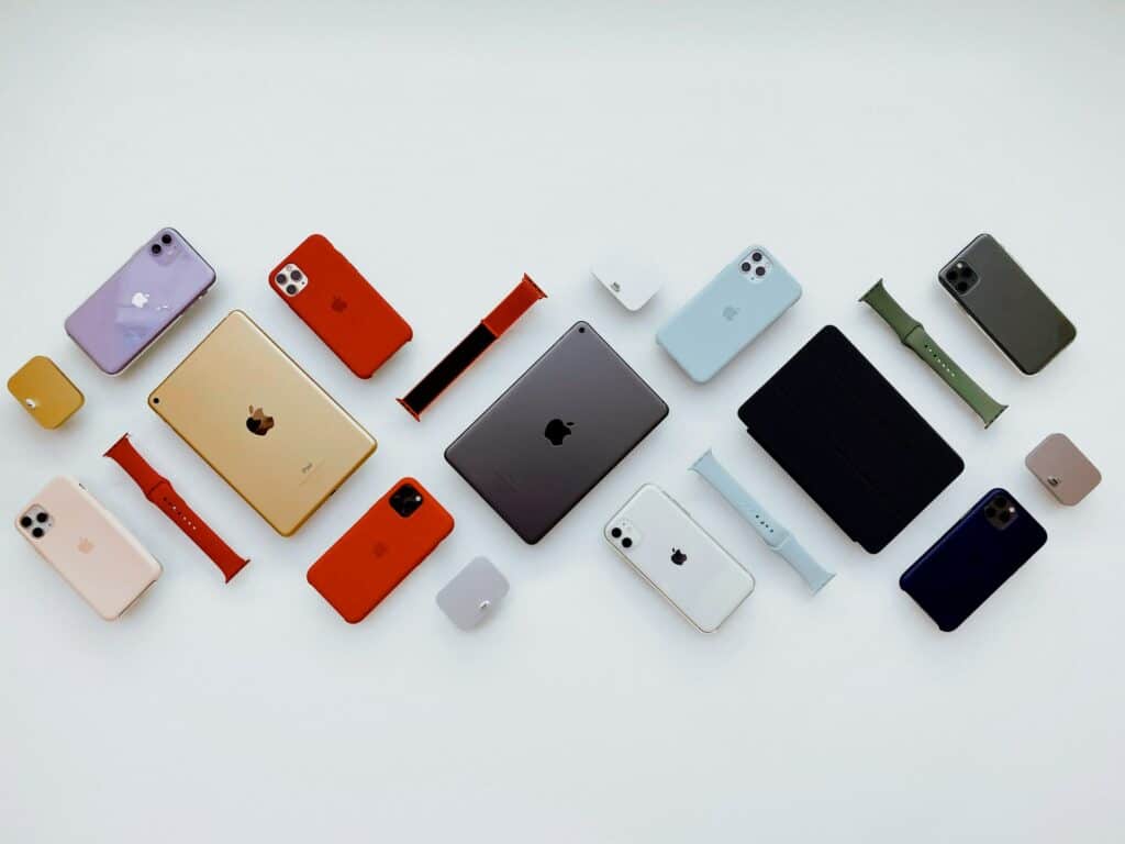 iPhone 手機殼須兼顧保護、輕薄與便利