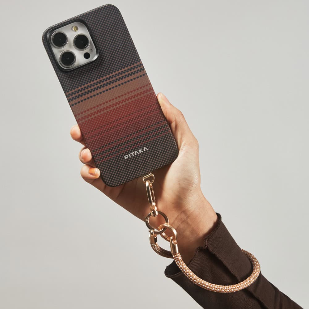 PITAKA iPhone 多功能手機掛繩推薦